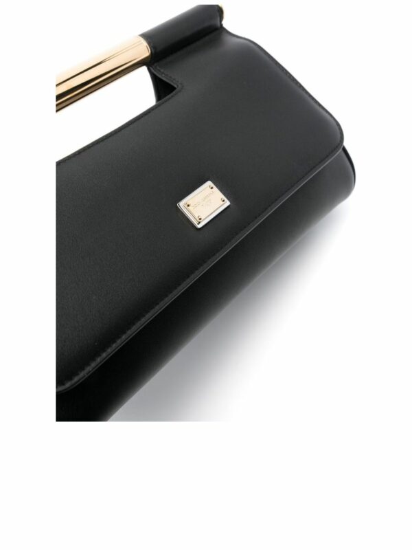 Grained Texture Logo Clutch With Cutout Handle 4