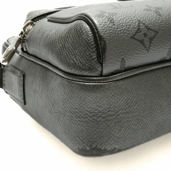 LV Outdoor Messenger Silver Taiga-OUTLET FINAL SALE - Image 13