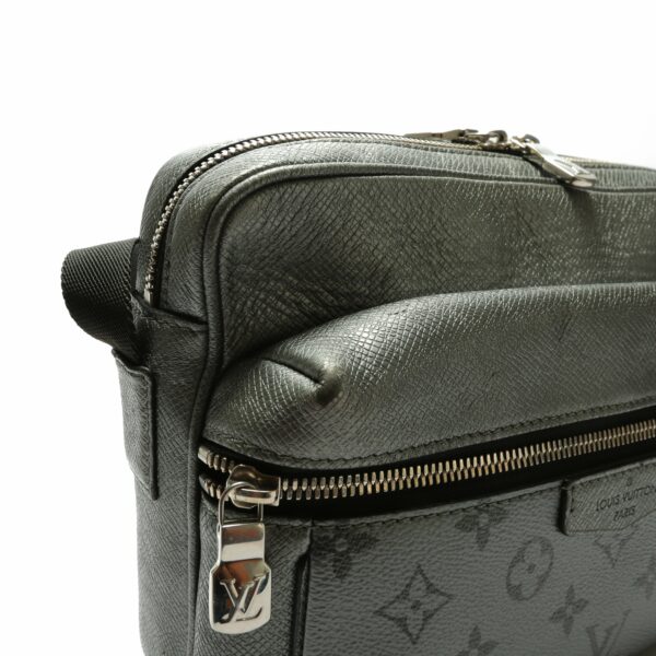 LV Outdoor Messenger Silver Taiga-OUTLET FINAL SALE - Image 11