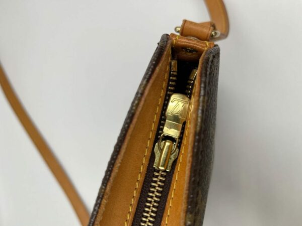 LV Drouot Shoulder Bag - Image 5