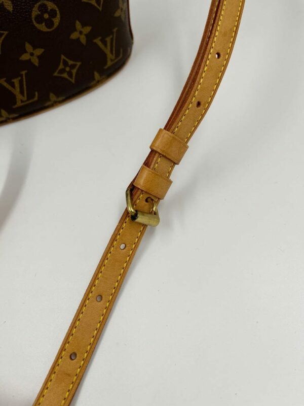 LV Drouot Shoulder Bag - Image 7