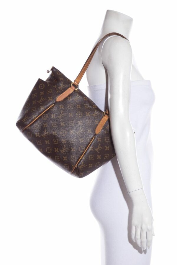 LV Totally MM Brown Monogram Shoulder Bag