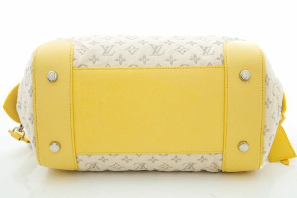 LV 2011 Limited Edition Ivory & Yellow Speedy - Image 4