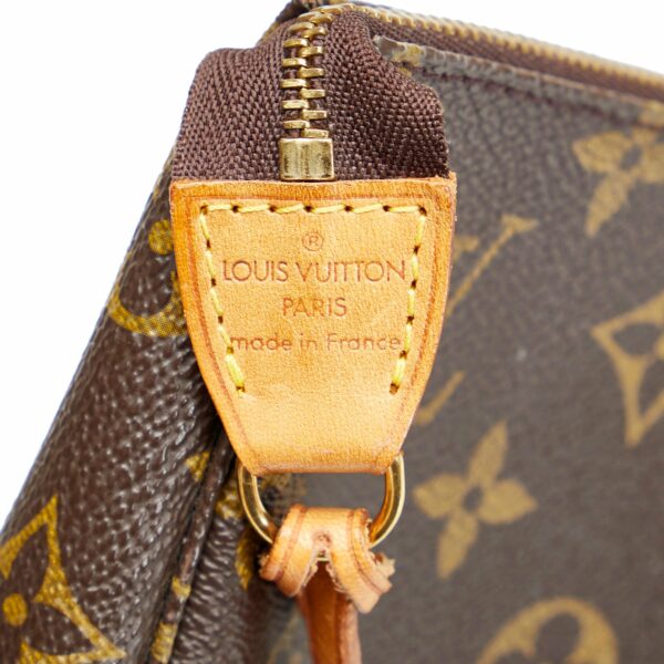 LV Pochette Accessoires Monogram Canvas - Image 6