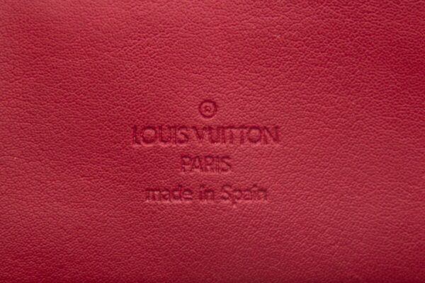 LV Red Monogram Vernis Handbag - Image 10