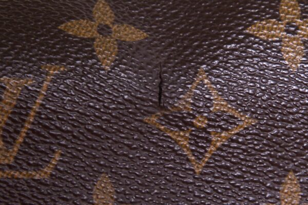 LV Totally MM Brown Monogram Shoulder Bag - Image 10