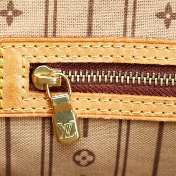 LV Neverfull MM Monogram Canvas - Image 7