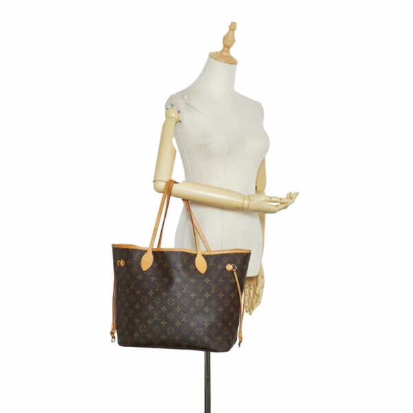 LV Neverfull MM Monogram Canvas - Image 4