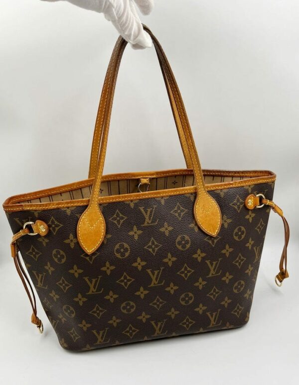 LV Neverfull PM Tote Bag in Classic LV Monogram Canvas - Image 3