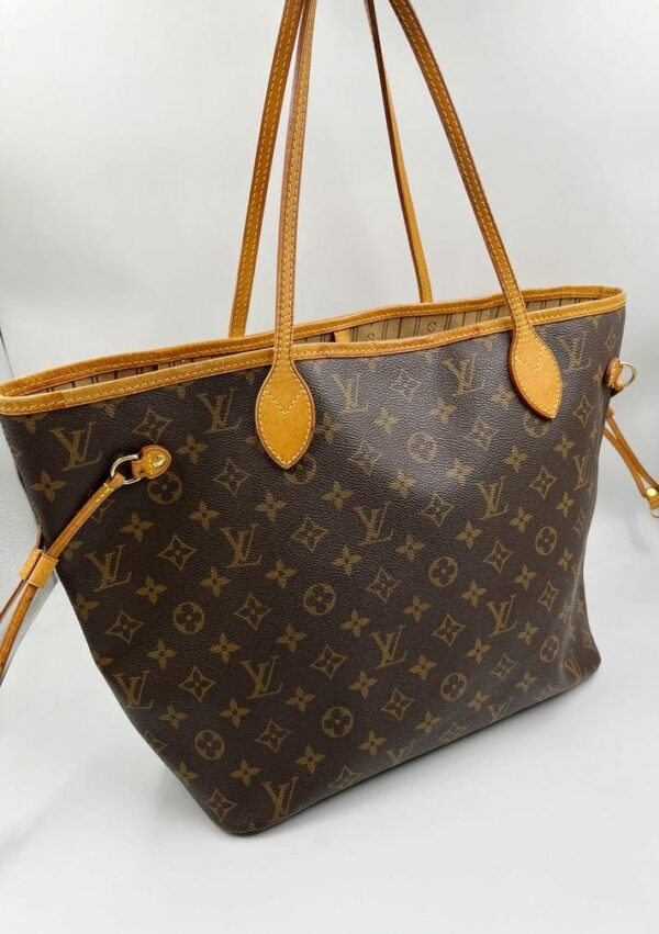 LV Neverfull MM Tote Bag in Brown Monogram Canvas - Image 2