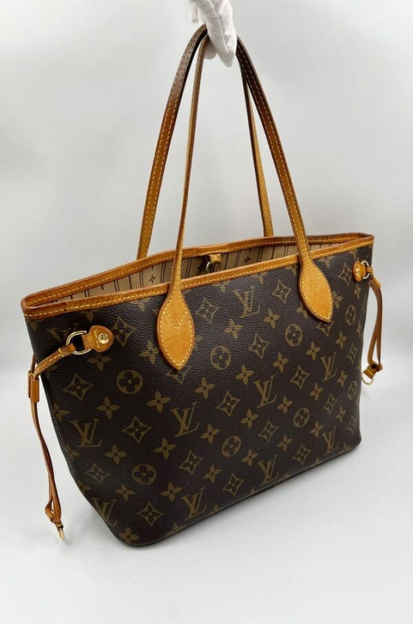 LV Neverfull PM Tote Bag in Classic LV Monogram Canvas - Image 2