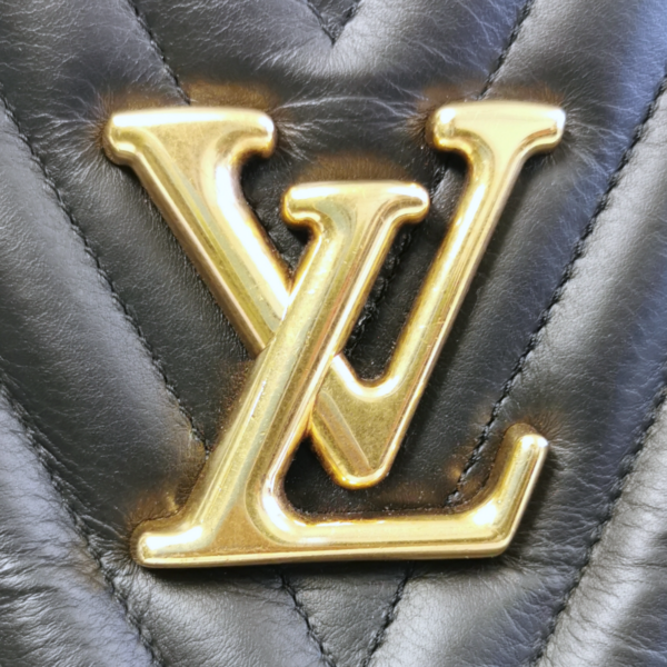 LV New Wave Chain Tote Bag - Image 10