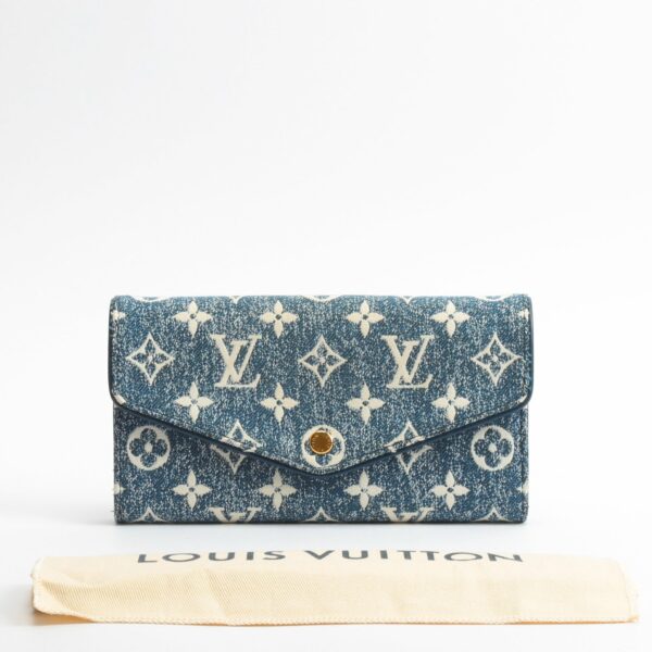 LV Jacquard Denim Sarah Wallet - Image 3