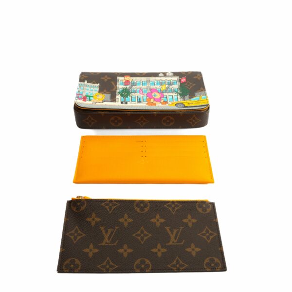 LV 2022 Vivienne New York Soho Felicie Pochette - Monogram - Image 10