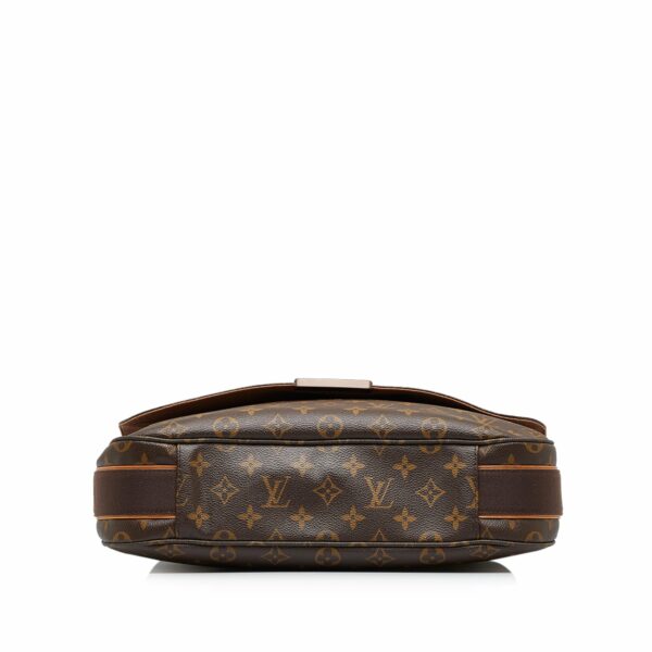 LV Beaubourg MM Monogram Canvas - Image 4