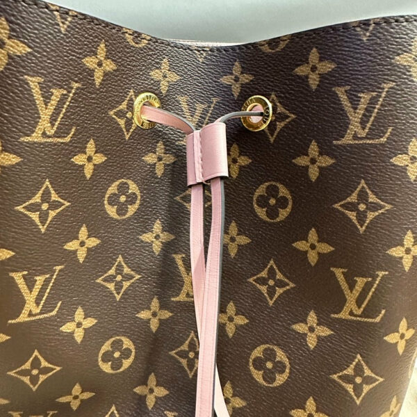 LV Monogram Canvas NeoNoe Bucket Bag,Brown - Image 3