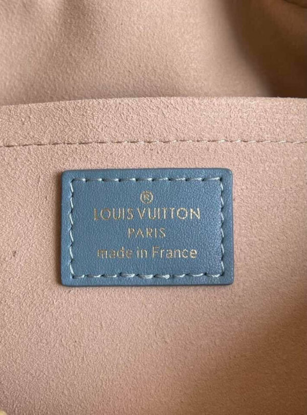 LV Troca PM Bag - Image 4