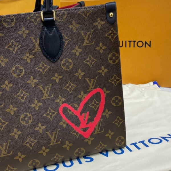 LV OnTheGo MM Bag - Image 2