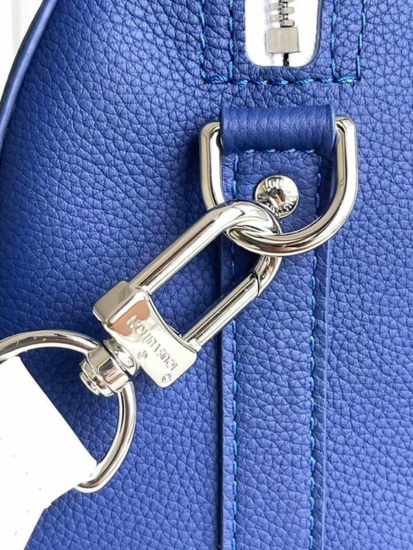 LV City keepall bag - Image 4