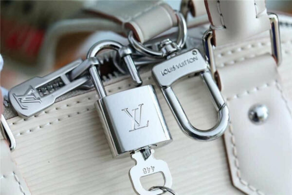 LV Alma BB Bag - Image 6