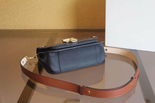 LV Vaugirard Bag - Image 5