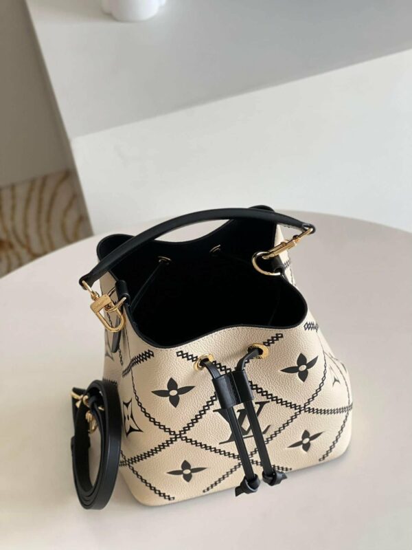 LV NeoNoe MM Bag