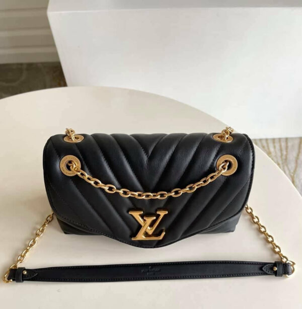 LV New Wave Chain Bag - Image 9