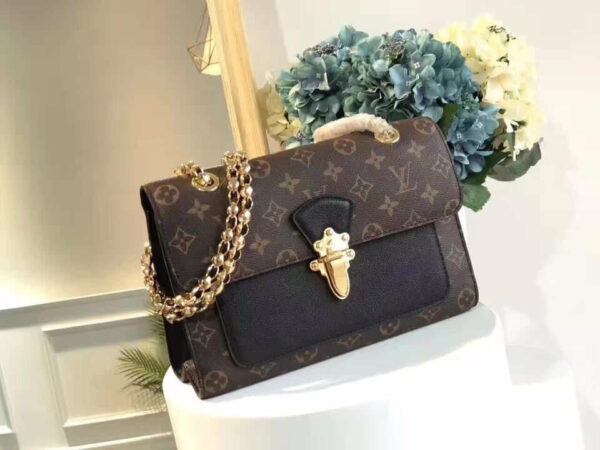 LV victorie handbag - Image 8