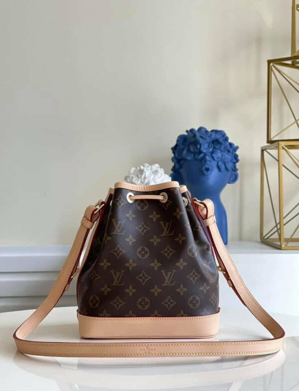 LV Noe BB Bag - Image 10