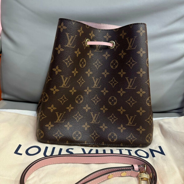 LV Monogram Canvas NeoNoe Bucket Bag,Brown