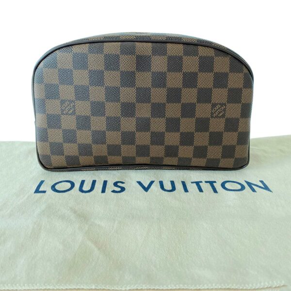 LV Damier Ebene Toiletry Bag 25 - Image 10