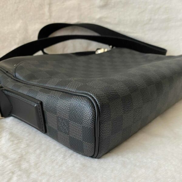 LV Damier Graphite Dayton Reporter - Image 6