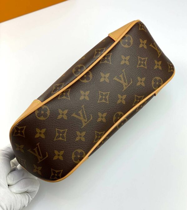 LV BOULOGNE BAG - Image 8