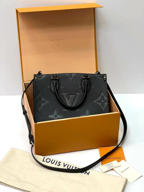 LV ONTHEGO PM black - Image 9