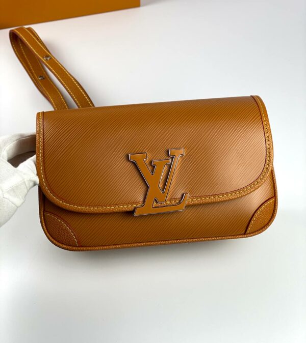 LV BUCI crossbody Bag - Image 3