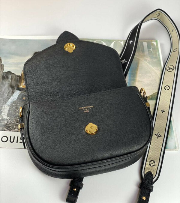 LV Bags PONT 9 SOFT PM black