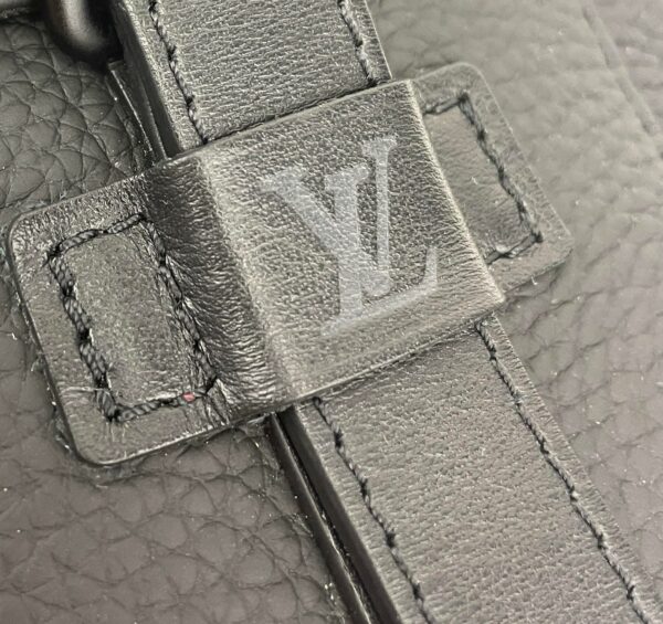 LV Black Taurillon Leather Christopher Messenger Bag - Image 5