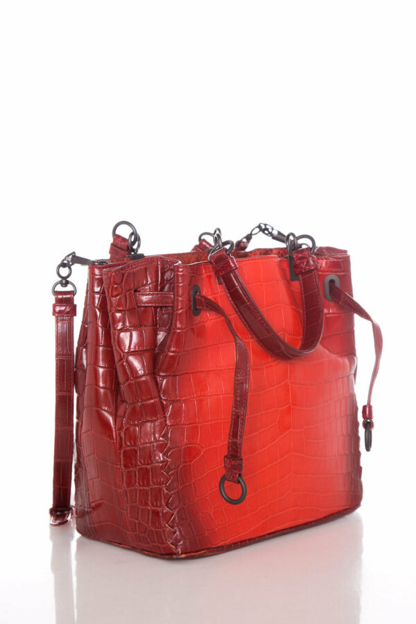 Bottega Veneta Red Vesuvio Croc Bucket Shoulder Bag - Image 2