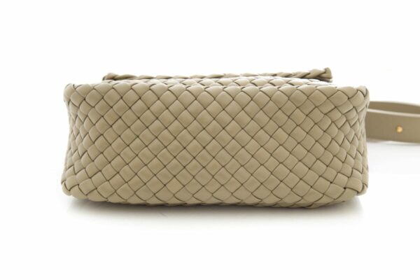 Bottega Veneta Cobble Shoulder Bag Handbag - Image 4