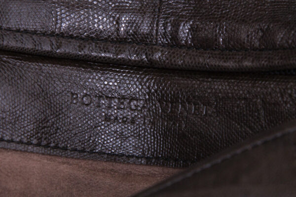 Bottega Veneta Vintage Black Scarab Beatle Clutch - Image 7