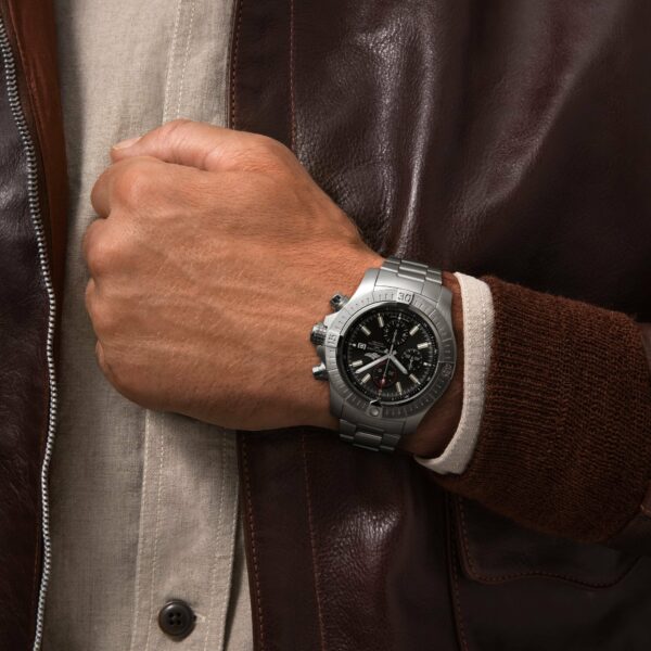 Super Avenger Chronograph 48 - Image 4