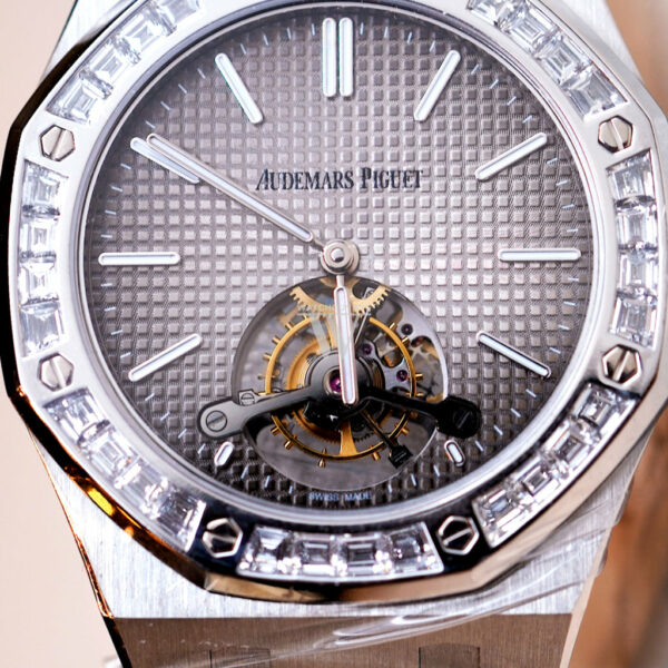 Audemars Piguet Royal Oak 41mm Smoked Grey Dial 950 Platinum Men's Watch 26516PT.ZZ.1220PT.01 - Image 5