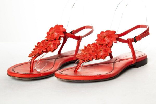 Bottega Veneta Red Leather Floral Sandals 35.5 Sale - Image 2