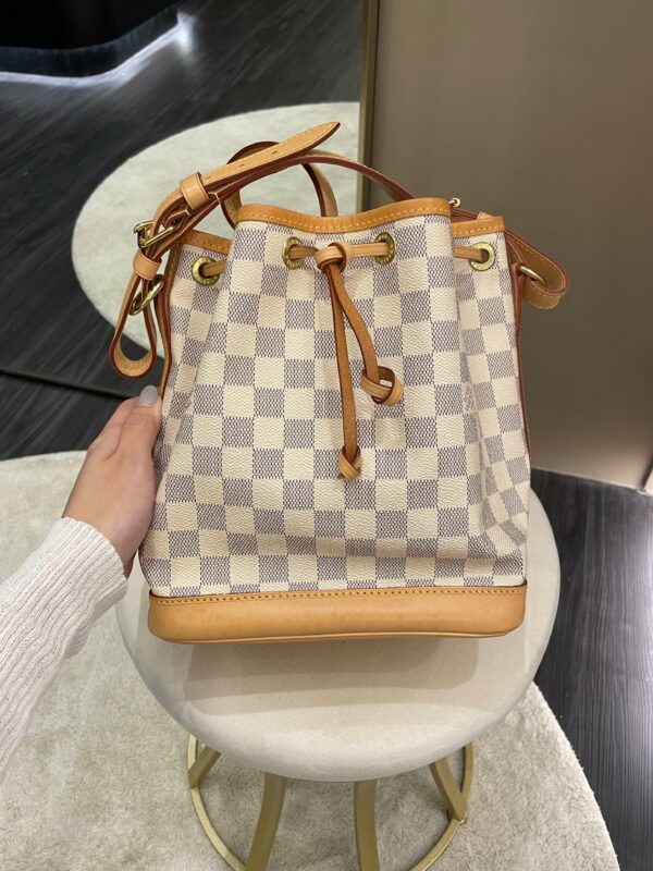 LV Noe BB Damier Azure - Image 12