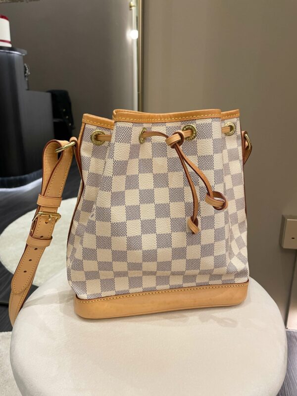 LV Noe BB Damier Azure - Image 2