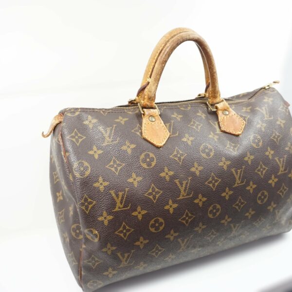 LV Speedy 35 - Image 2