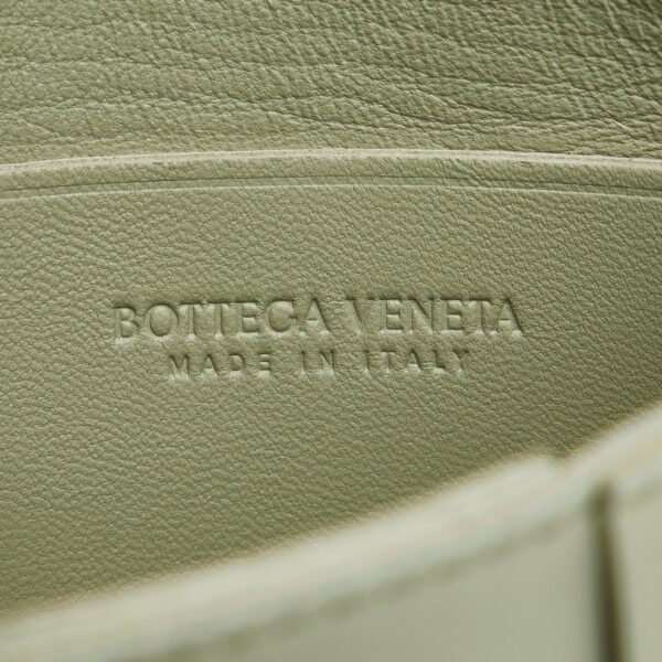 Bottega Veneta Cassette Mini Beige Intrecciato - Image 7