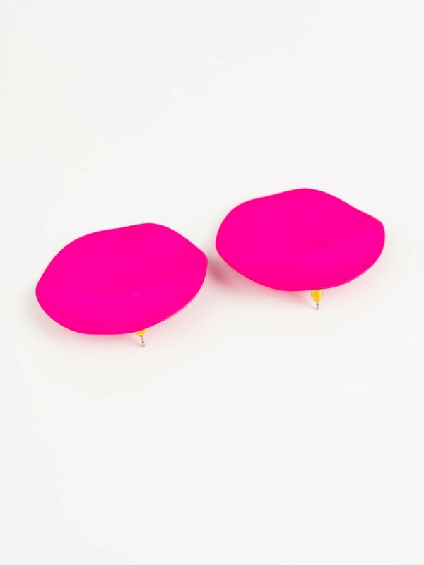 Wavy Circle Earrings - Image 2