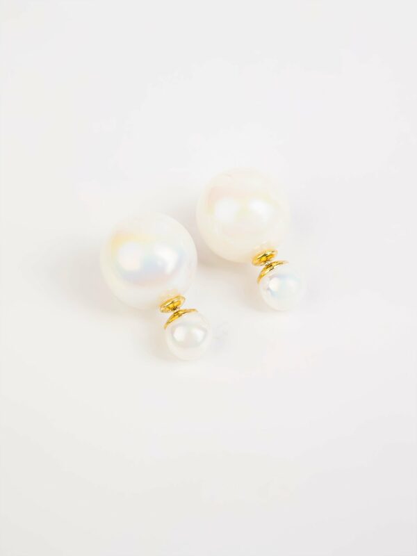 Pearl Studs