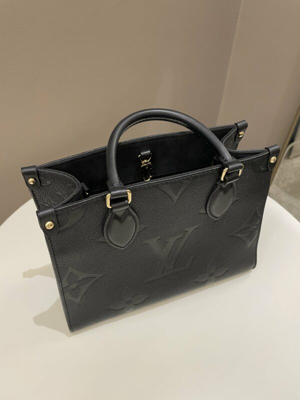 LV OnTheGo PM Black Empreinte - Image 6